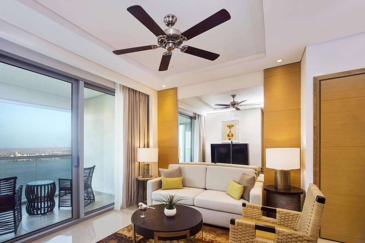 2 Bedroom Residence | Egyptian cotton sheets, hypo-allergenic bedding available