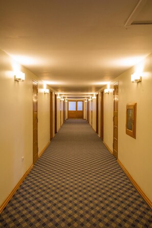 Interior - Pacific Hotel (Mandalay)