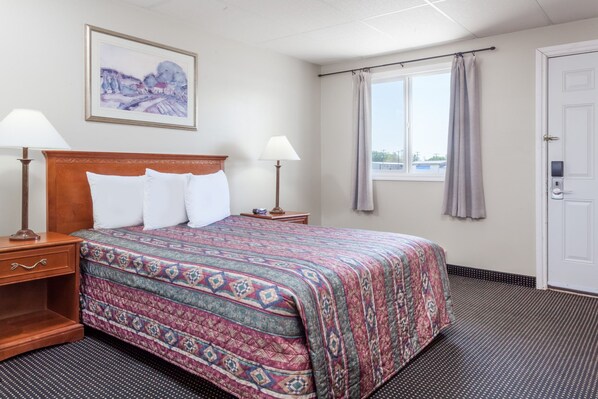 1 bedroom, desk, iron/ironing board, free WiFi