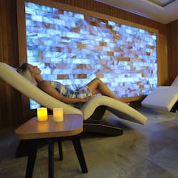 Salas de tratamiento para parejas y baño turco o hammam