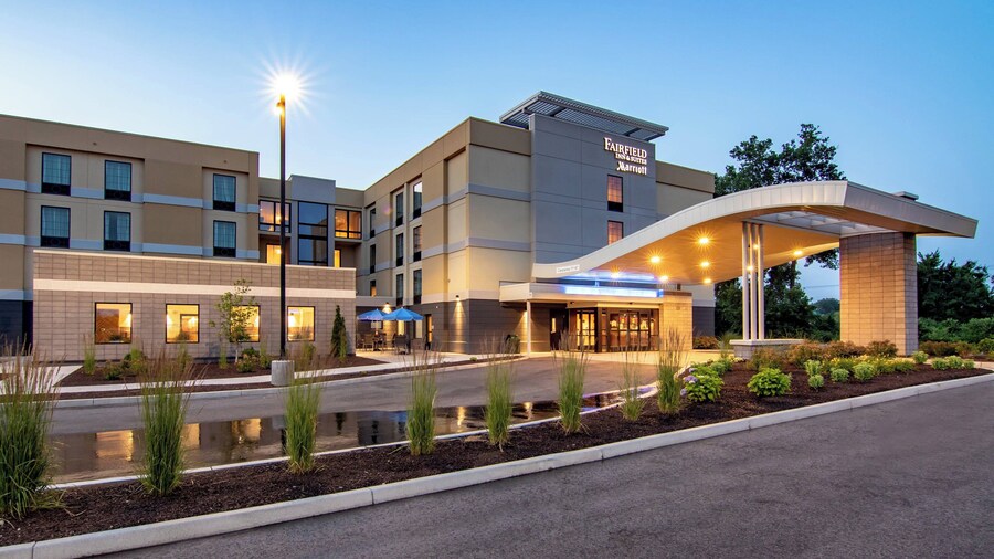 Fairfield Inn & Suites Springfield Holyoke