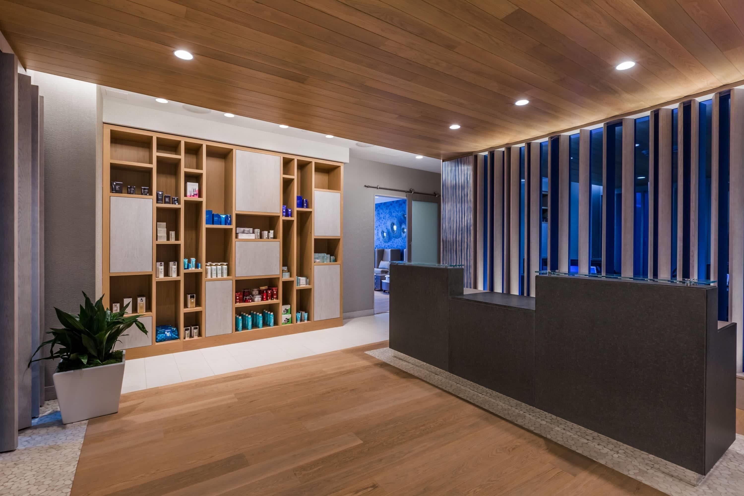 Couples treatment room(s), steam room, aromatherapy, hot stone massages