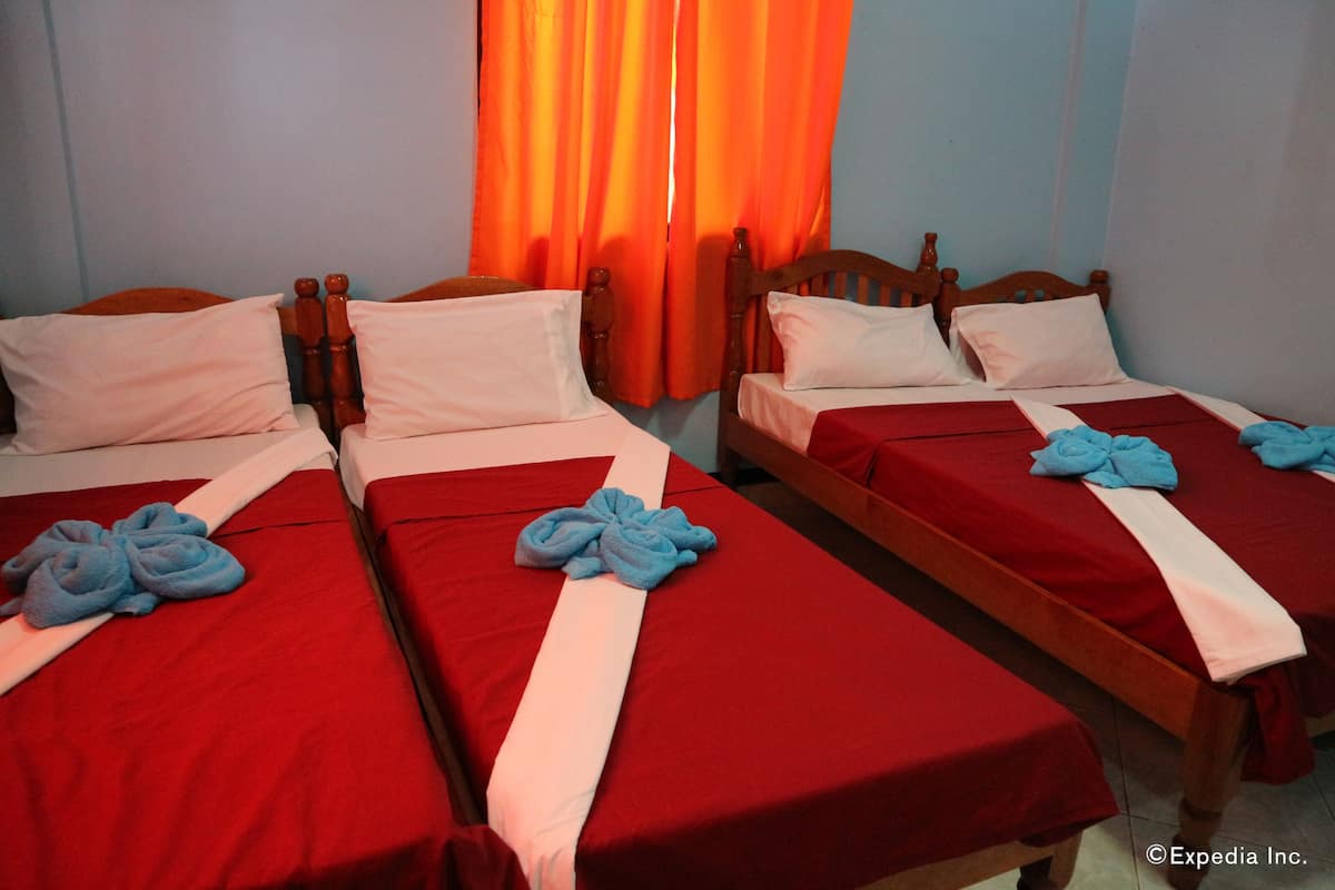 Quadruple Room, Accessible, Non Smoking
