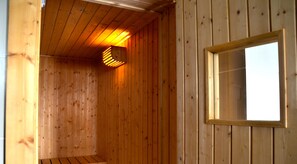 Sauna - Sri Beverly Hills Near KLIA & KLIA2 & F1 (Nilai)