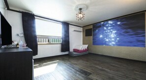 Ondol Room, Sea View (YouTube & Netflix available using personal account) | Wifi gratis y ropa de cama