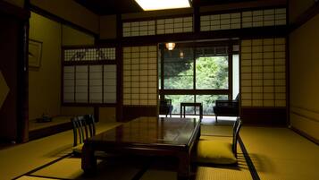 Japanese Style Room | Minibar, in-room safe, individually decorated, individually furnished