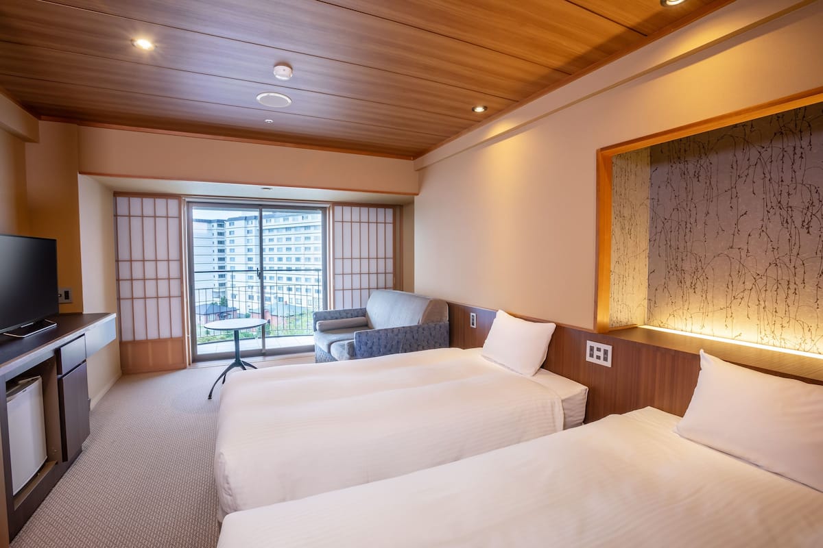 1 bedroom, in-room safe, free WiFi, bed sheets