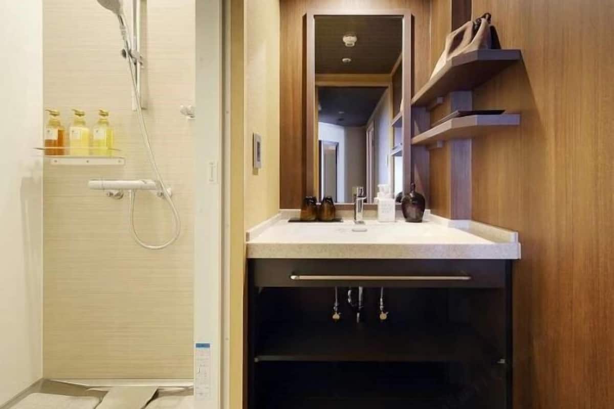 Bilik Mandi | Kelengkapan dandanan diri percuma, pengering rambut, selipar, bidet