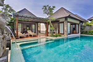 别墅, 2 间卧室 (Sky Infinity Pool) | 高档床上用品、加厚床垫、迷你吧、客房内保险箱