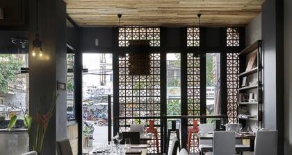 Monsoon Bassac Hotel