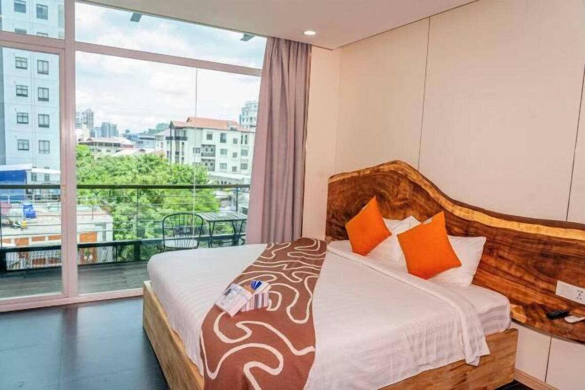 Ropa de cama de alta calidad y minibar