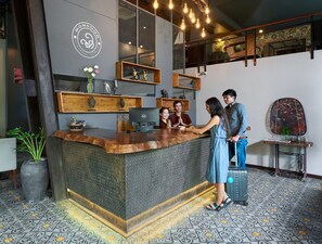 Reception - Monsoon Bassac Hotel (Phnom Penh)