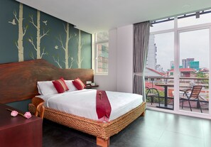 Deluxe Double Room with Balcony and Bathtub | City view - Monsoon Bassac Hotel (Phnom Penh)