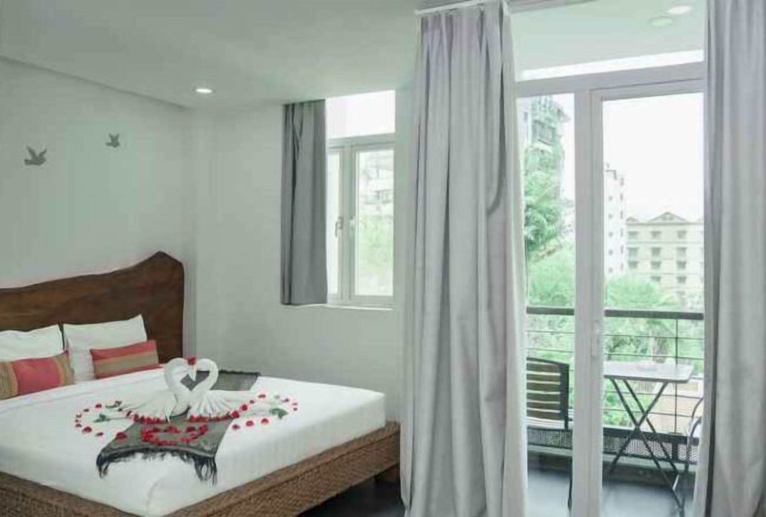 Premium bedding, minibar, in-room safe, individually decorated