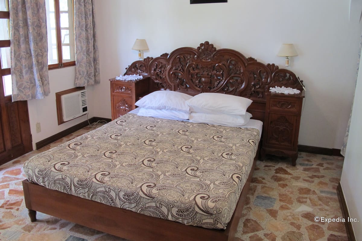 Superior Double Room | Minibar, in-room safe, individually furnished, free cots/infant beds