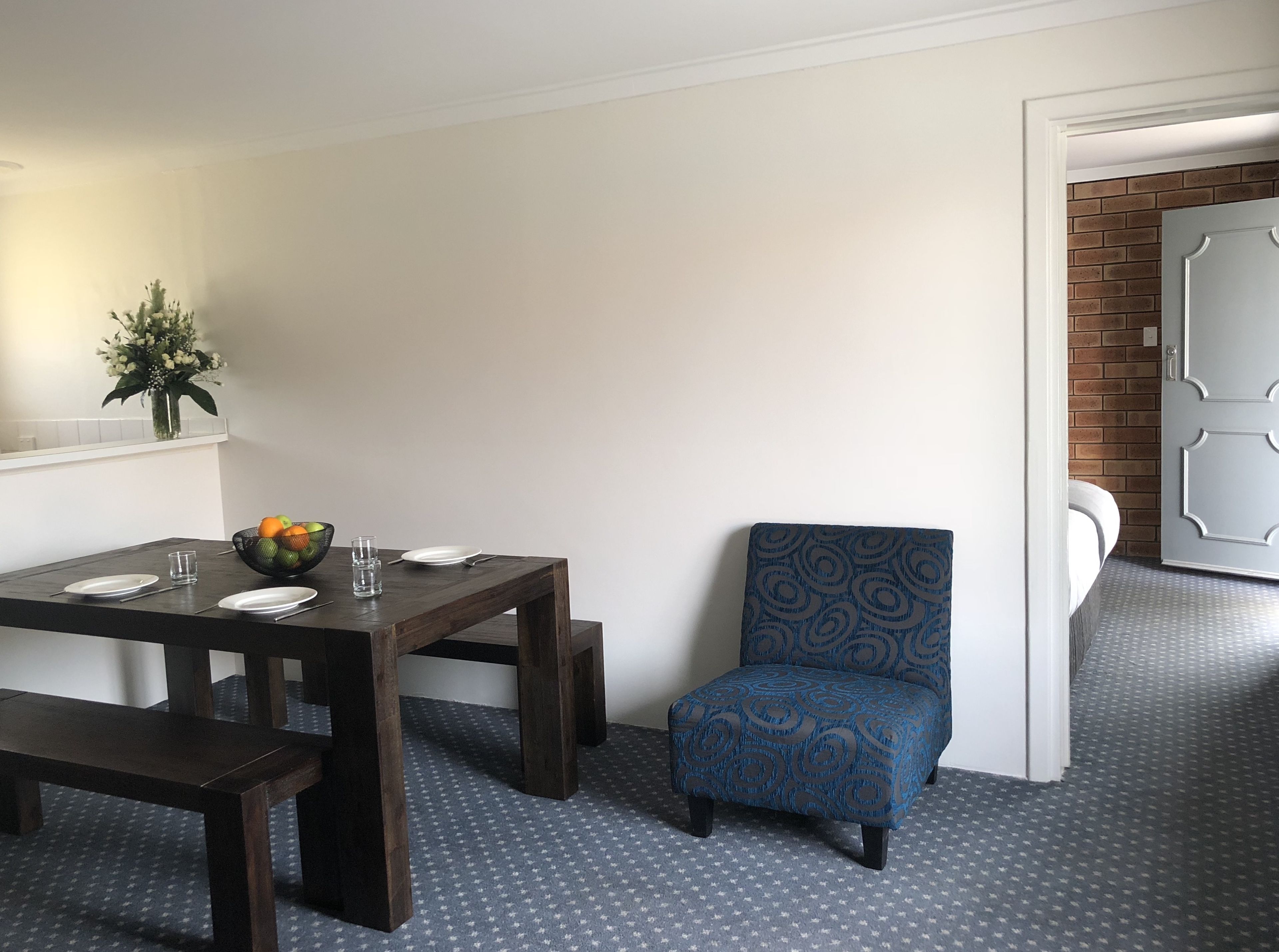 Apartment, 2 Schlafzimmer | Wohnbereich | Flachbildfernseher