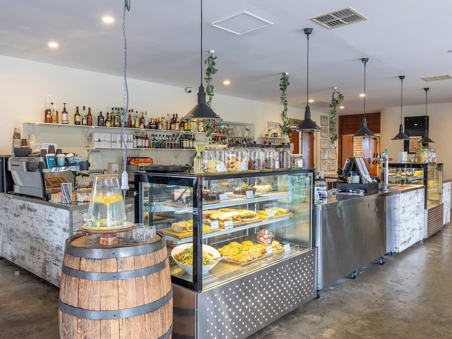 Café da manhã, almoço e jantar