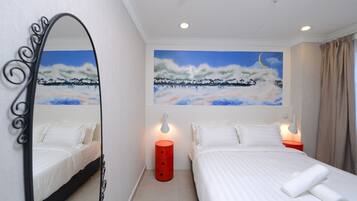 Individually decorated, individually furnished, desk, free WiFi