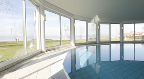 Piscina interna