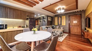 Presidential Suite | In-room dining - Sweet Home Boutique Hotel (Tagbilaran)