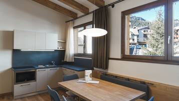 Superior Apartment, 2 Bedrooms, 2 Bathrooms | View from room