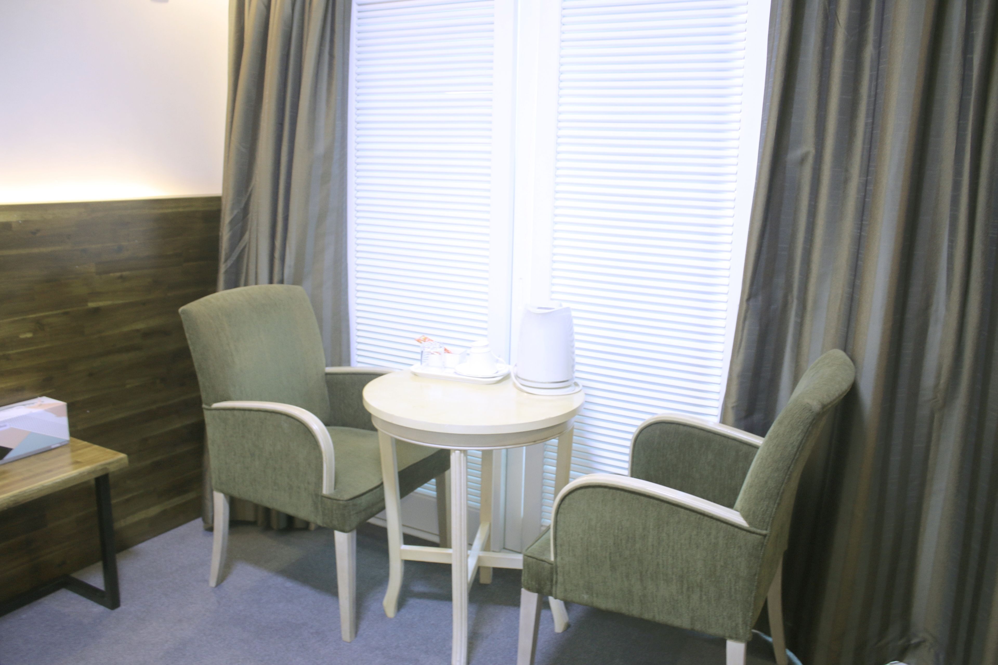 blackout curtains, soundproofing, free wifi, bed sheets