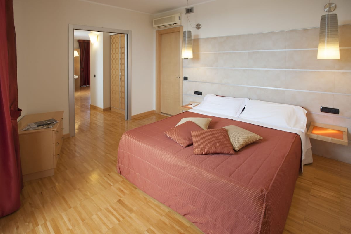 1 habitación, sábanas italianas Frette y ropa de cama de alta calidad