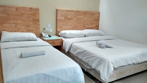 客房內保險箱、書桌、熨斗/熨衣板、免費無線上網
