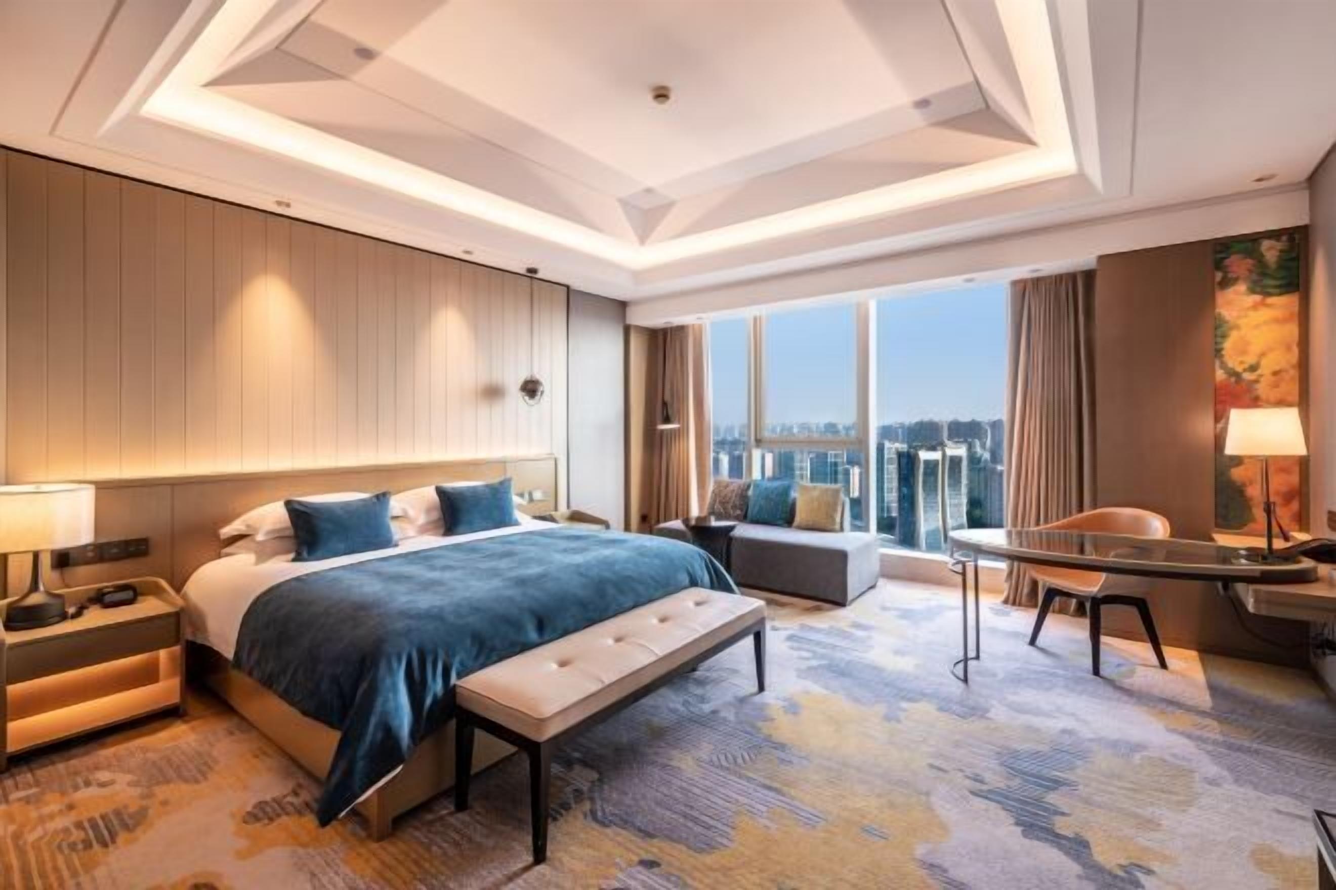 In-room safe, desk, blackout curtains, free WiFi