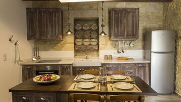 Villa, 2 Bedrooms | Private kitchen | Full-size fridge, microwave, oven, stovetop