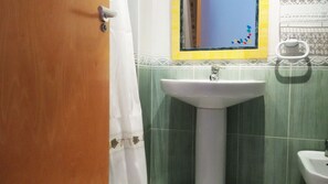 Apartment, 2 Bedrooms | Bathroom