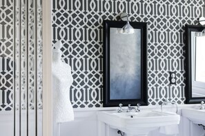 Bathroom - La Villa Guy (Béziers)