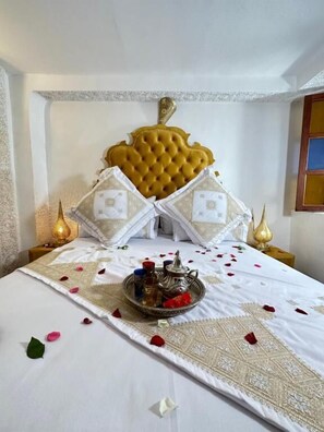 Comfort Double Room, Private Bathroom | Individually decorated, individually furnished, free WiFi, bed sheets