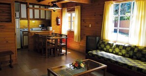 32-inch LED TV with cable channels, TV