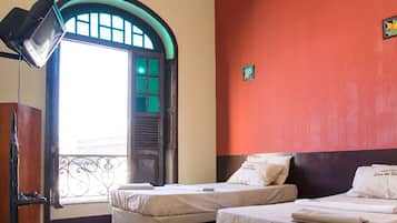 Double Room, Shared Bathroom | Free WiFi, bed sheets