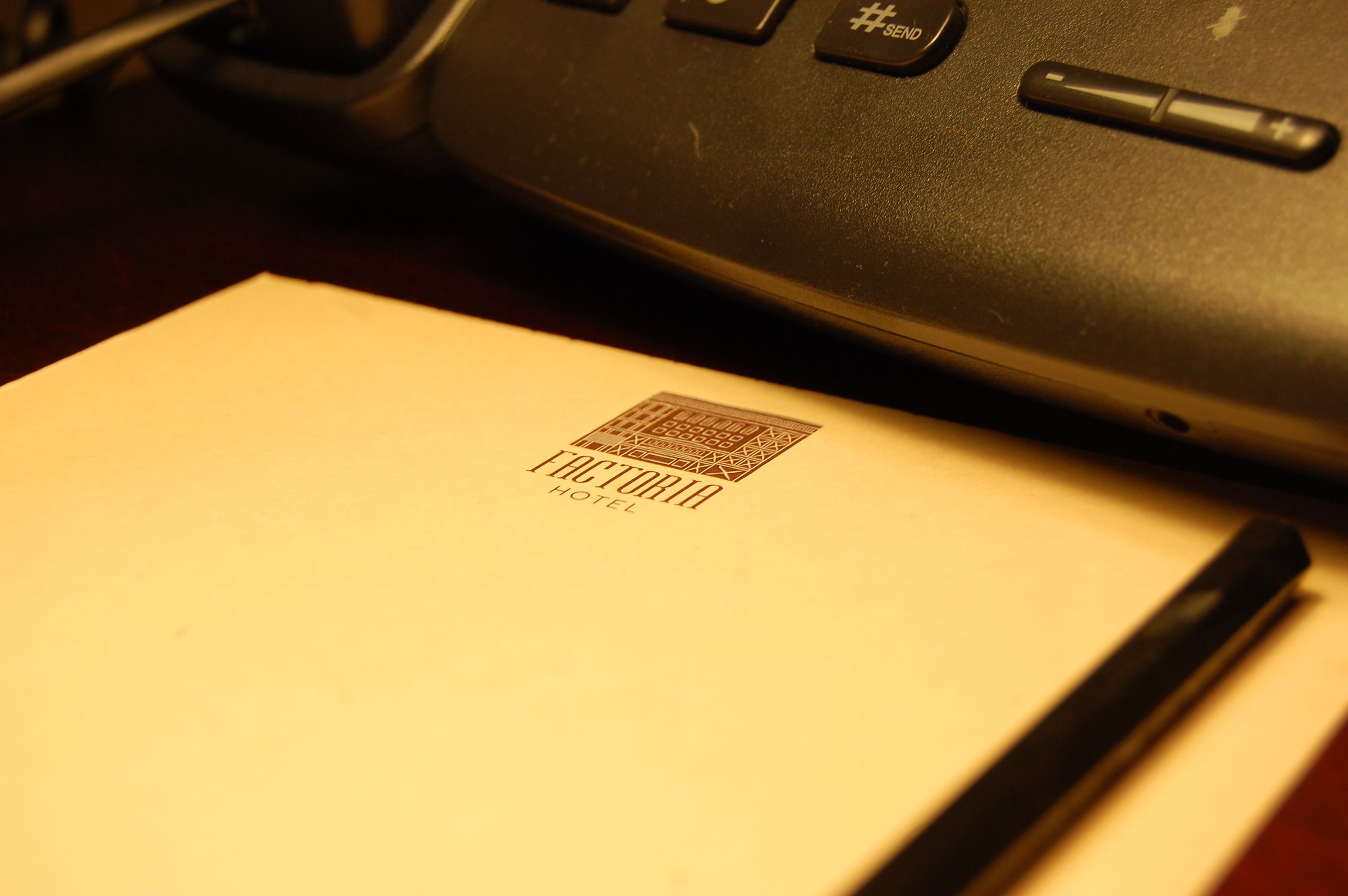 standard room, 1 queen bed | 1 bedroom, premium bedding, minibar, in-room safe