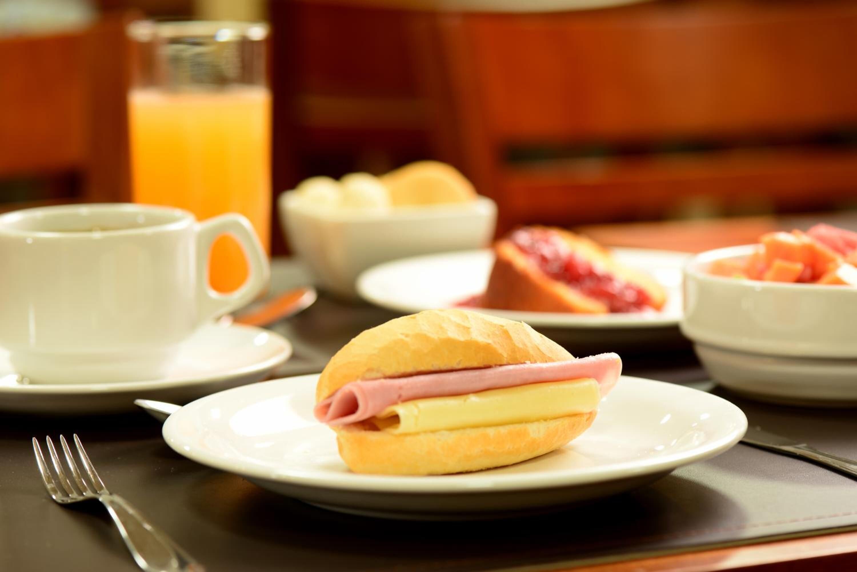 breakfast, lunch and dinner served