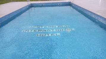 Piscina all'aperto