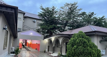 Western Sun International Hotel & Events Centre