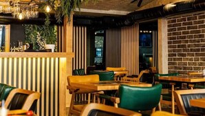 Bar (on property) - Garni Hotel Dum (Belgrade)