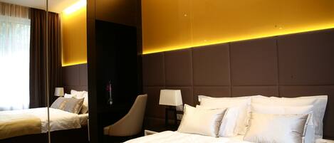 Habitación doble estándar | Ropa de cama hipoalergénica y minibar