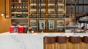 Bar (en el alojamiento)
