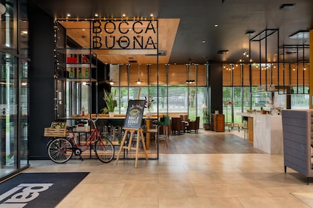 Lobby. Park Inn by Radisson Riga Valdemara