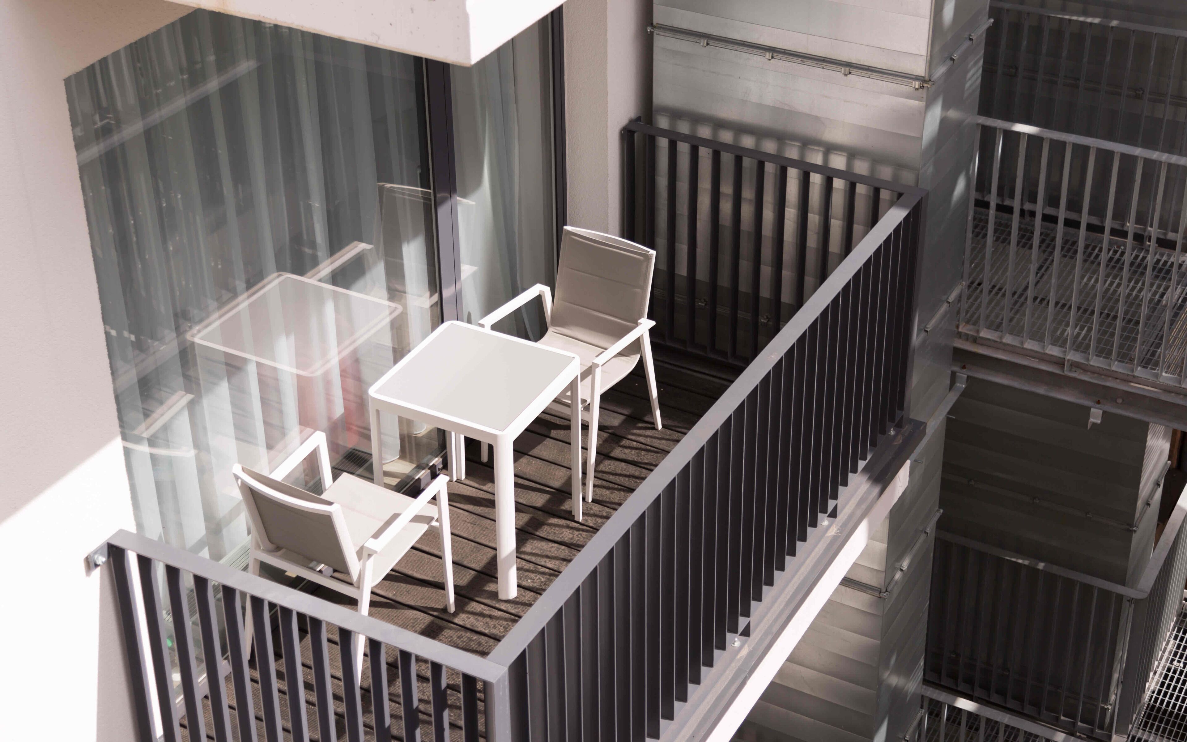 studio, balcony | terrace/patio