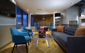 Sittområde i lobbyn