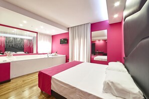 Premium bedding, down duvets, minibar, in-room safe
