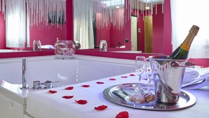 Deep-soaking bathtub - Hotel Style Caserta (Caserta)