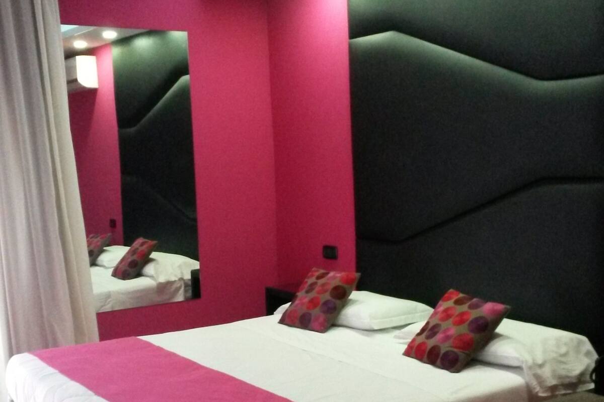 Deluxe Suite, Hot Tub | Premium bedding, down comforters, minibar, in-room safe