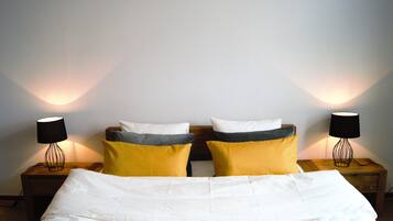 Appartement Duplex | Fer et planche à repasser, lits bébé (gratuits), Wi-Fi gratuit