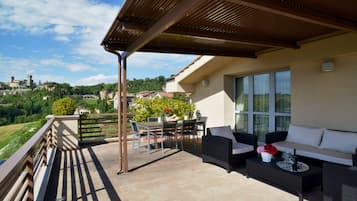 Appartamento panoramico, 2 camere da letto | Biancheria da letto di alta qualità, cassaforte in camera